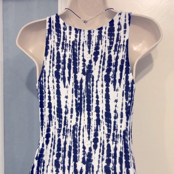 H & M Tie Dye Blue and White Print  Maxi Dress - Picture 6 of 8